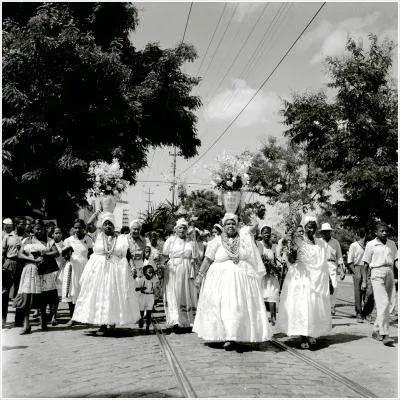 Lavagem do Bonfim, belo desfile na Av. Jequitaia