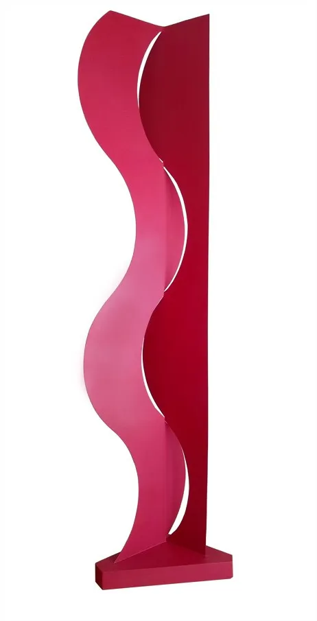 Composition with curves and straight lines